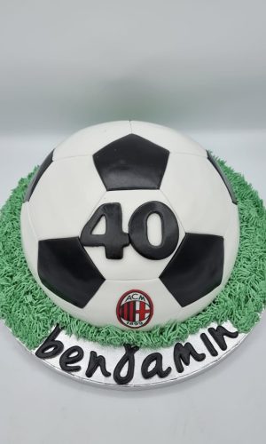 Layer cake anniversaire Ballon de football